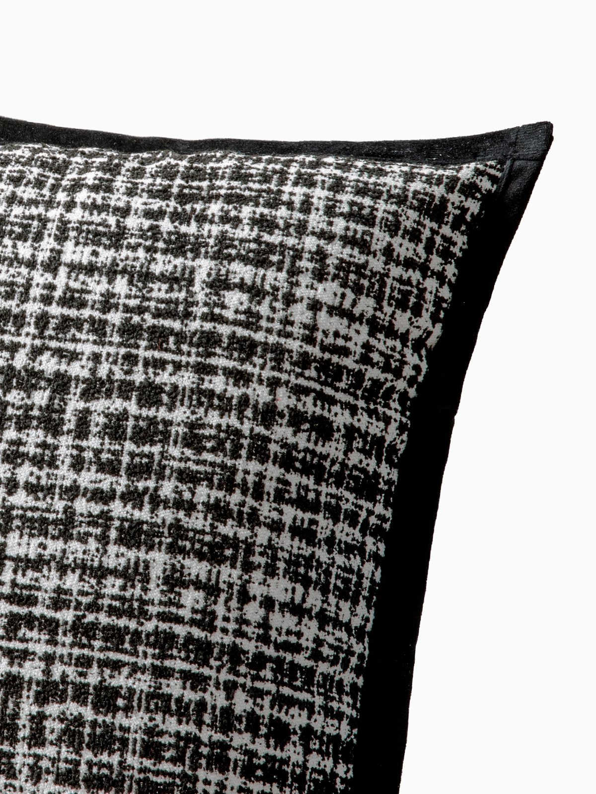 Chanel-inspired Checkered Cushion Cover 2 Chanel-inspired Checkered Cushion Cover - Imagen 2